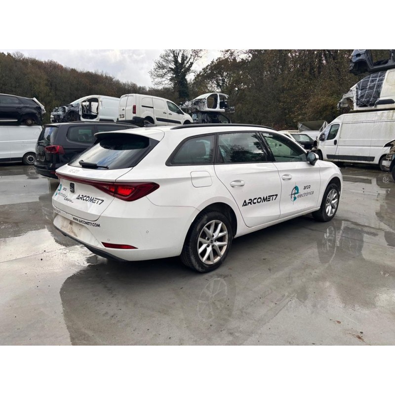 SEAT LEON SPORTSTOURER (KL8)