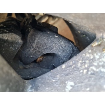 PINZA DE FRENO DELANTERA IZQUIERDA 
