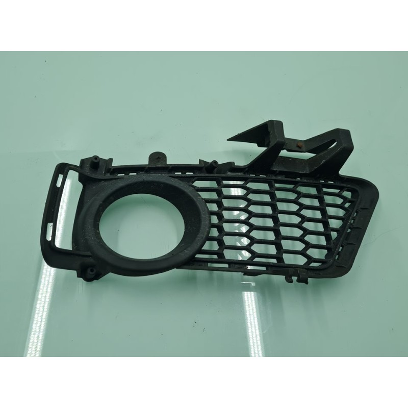 REJILLA PARAGOLPES IZQUIERDA 51118054155 
