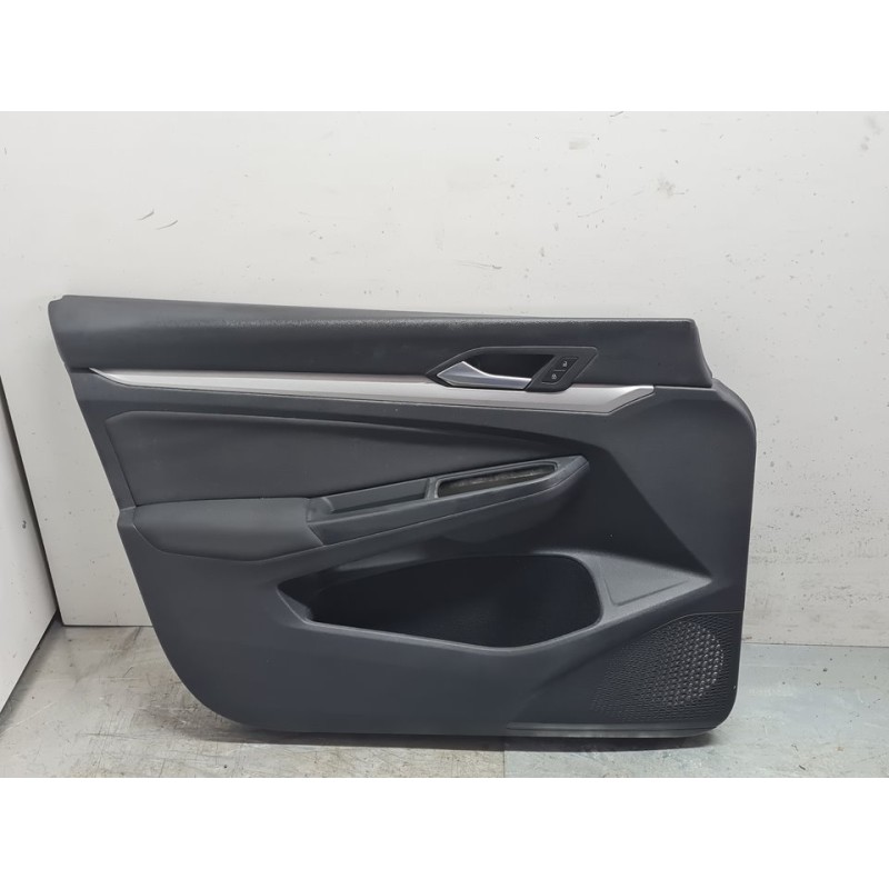 GUARNECIDO PUERTA DELANTERA IZQUIERDA 5H1867011 