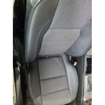 ASIENTO DELANTERO DERECHO 