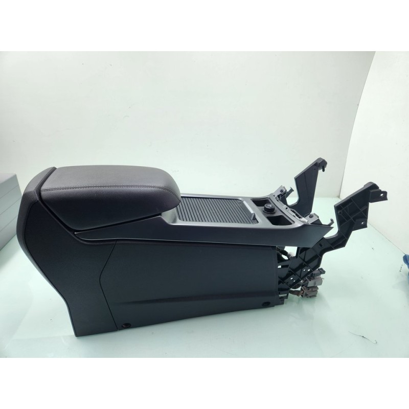 CONSOLA CENTRAL AM51R04584AB 