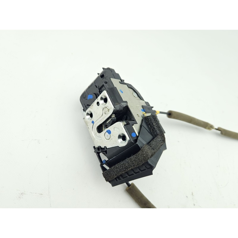 CERRADURA PUERTA DELANTERA DERECHA 