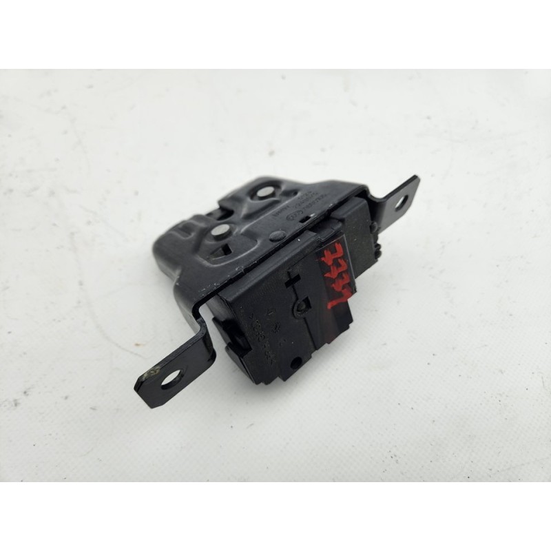 CERRADURA MALETERO / PORTON 51247248075 