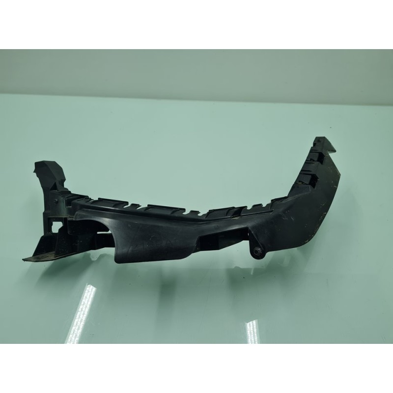 SOPORTE FARO IZQUIERDO 6F9807889B 