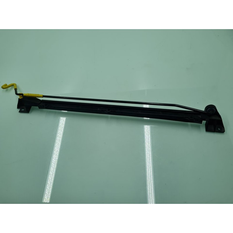 SOPORTE CAPOT 6F9805706 