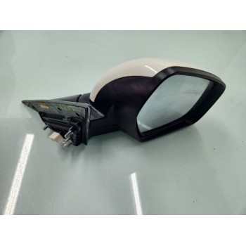 RETROVISOR DERECHO 