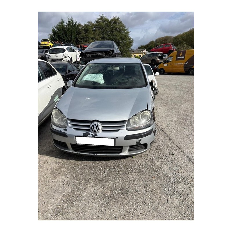 volkswagen golf v berlina (1k1) del año 2004