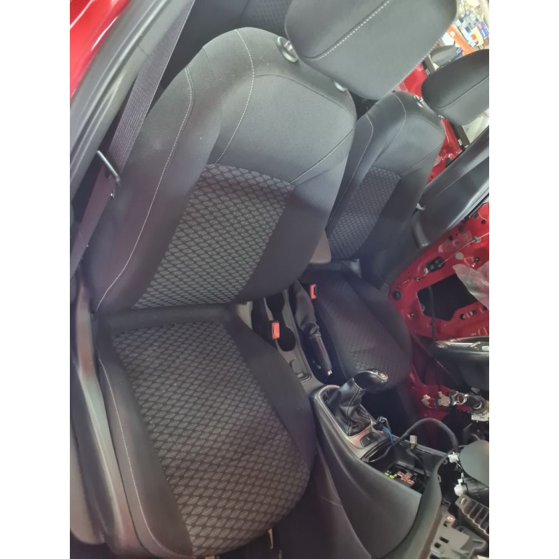 ASIENTO DELANTERO DERECHO 