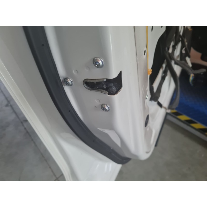 CERRADURA PUERTA DELANTERA IZQUIERDA 20996058 