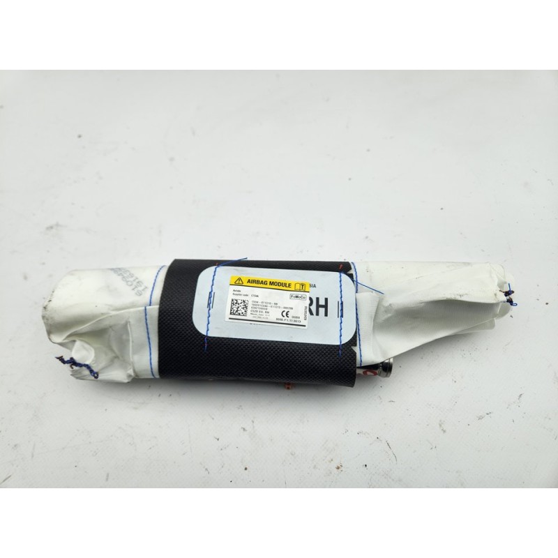 AIRBAG LATERAL DELANTERO DERECHO CV44611D10BB 