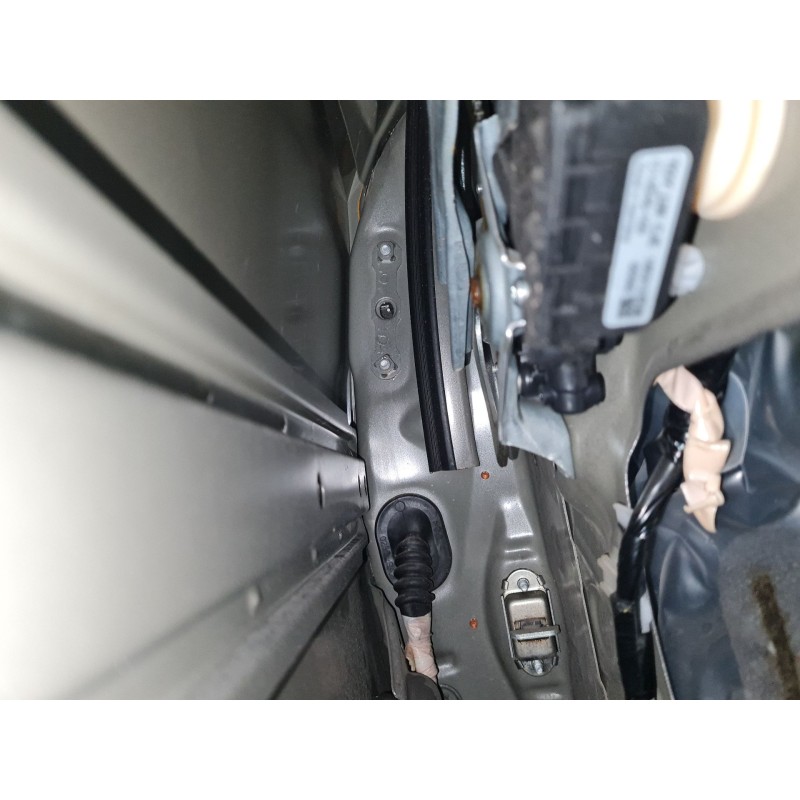 ELEVALUNAS TRASERO IZQUIERDO 6984002240 