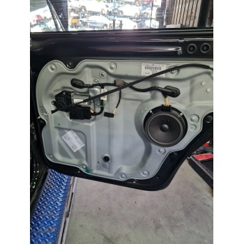 ELEVALUNAS TRASERO DERECHO 1T0839730Q 