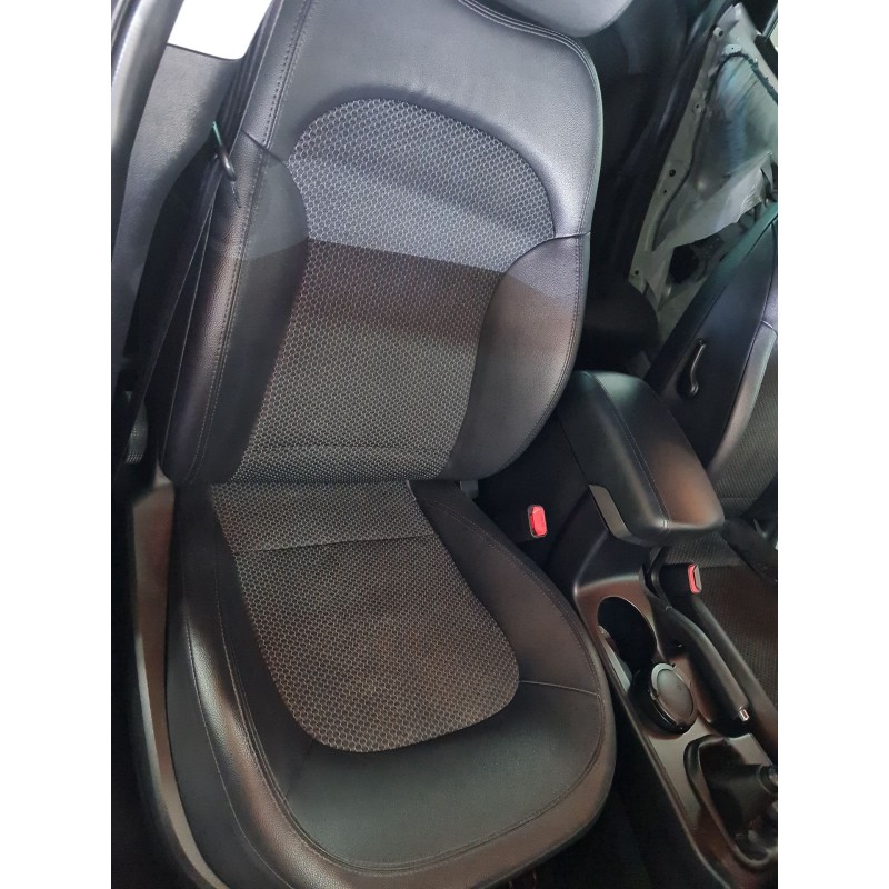 ASIENTO DELANTERO DERECHO 