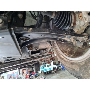 BRAZO SUSPENSION INFERIOR DELANTERO IZQUIERDO 