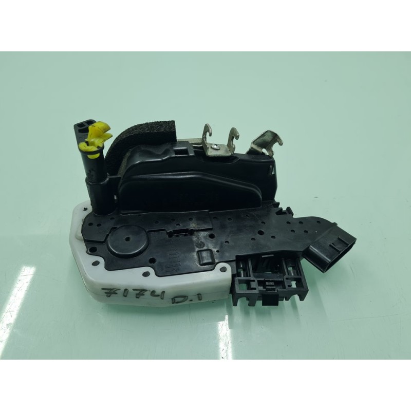 CERRADURA PUERTA DELANTERA IZQUIERDA T2411440 