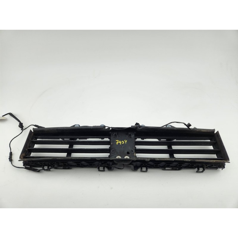 REJILLA DELANTERA 51135A48F41 