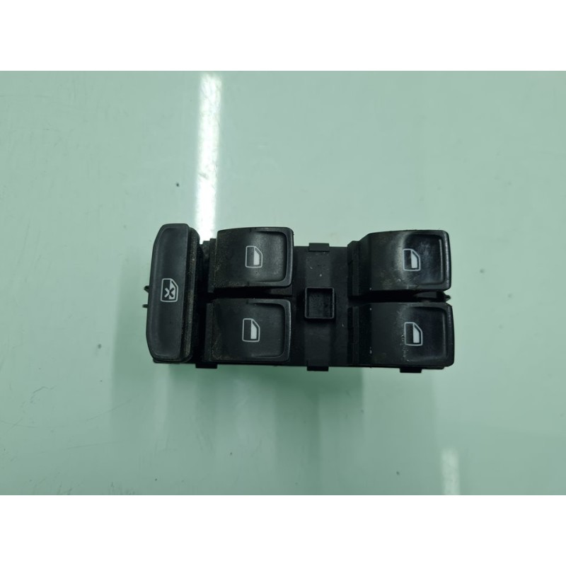 MANDO ELEVALUNAS DELANTERO IZQUIERDO 5G0959857 