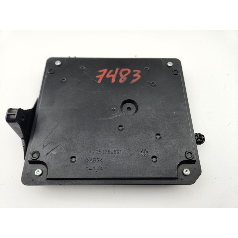 CAJA RELES / FUSIBLES 284B17288R 