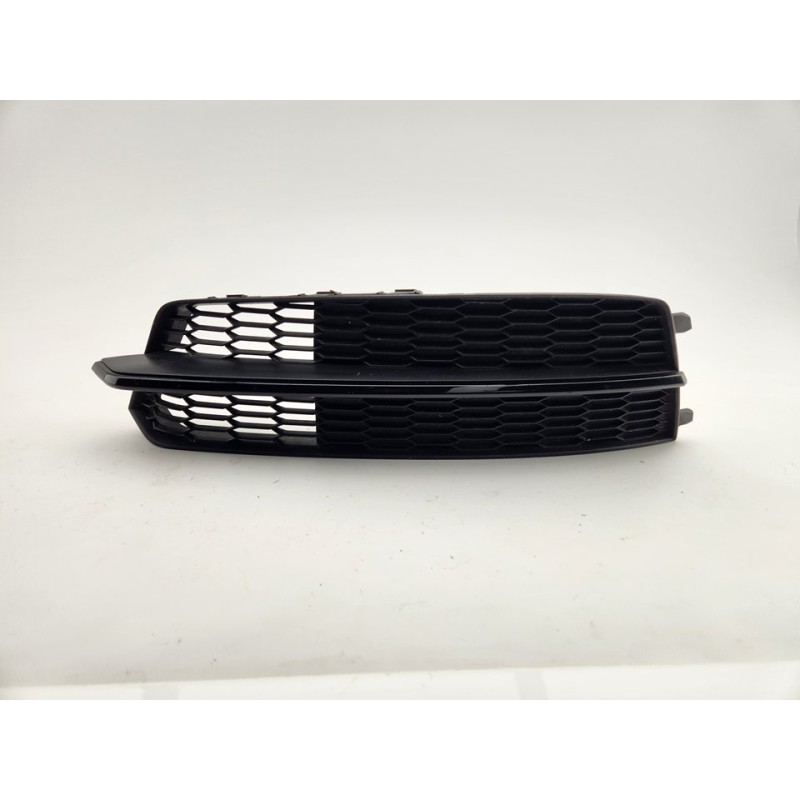 MOLDURA PARAGOLPE DELANTERA IZQUIERDA 4G0807681AF 