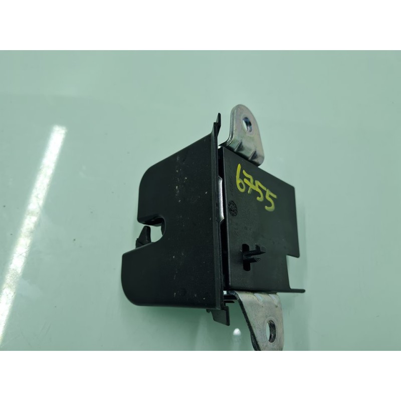CERRADURA MALETERO / PORTON 2G6827505B 