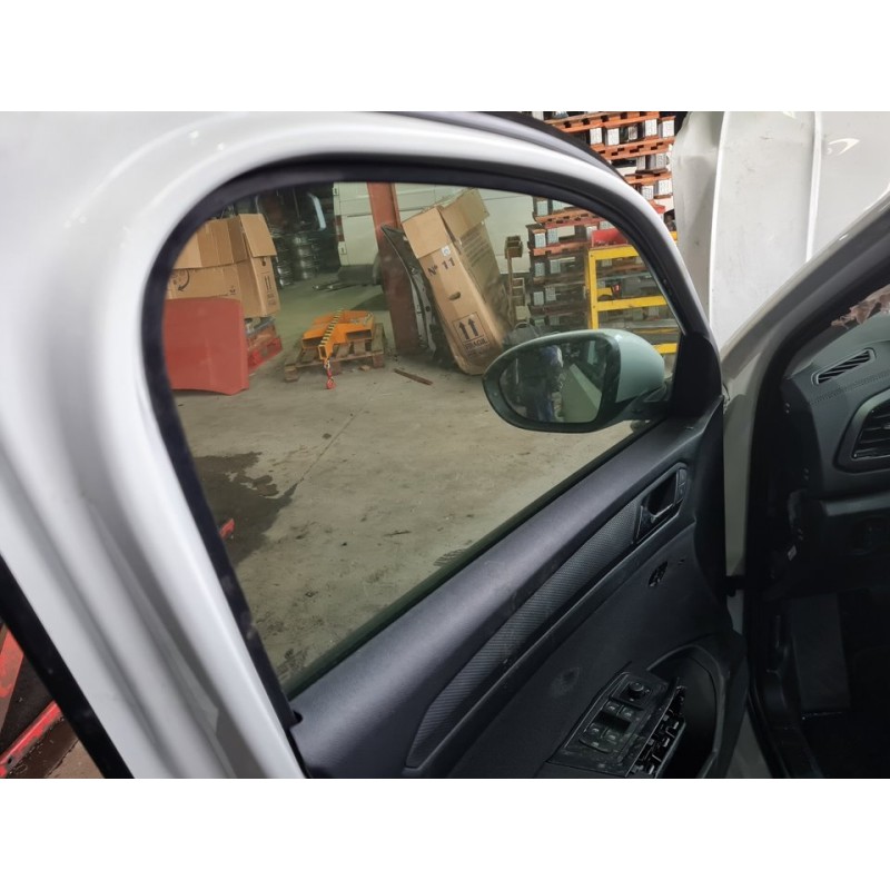 ELEVALUNAS DELANTERO IZQUIERDO 2GA837461F 