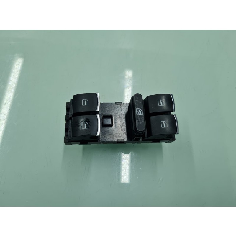 MANDO ELEVALUNAS DELANTERO IZQUIERDO 5K4959857A 