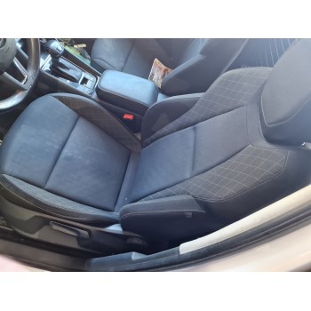 ASIENTO DELANTERO IZQUIERDO 