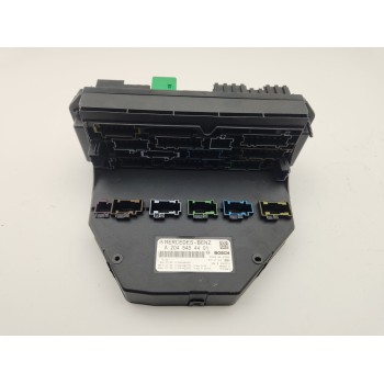 CAJA RELES / FUSIBLES A2045454401 