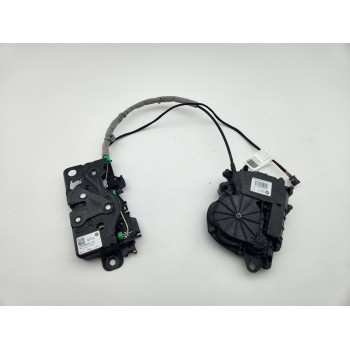 CERRADURA MALETERO / PORTON UK746441110 