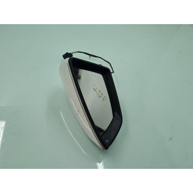 RETROVISOR IZQUIERDO 
