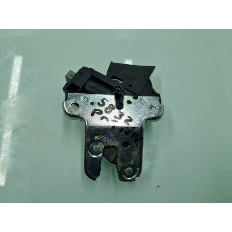 CERRADURA MALETERO / PORTON 4F5827505D 