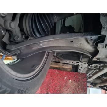 BRAZO SUSPENSION INFERIOR DELANTERO DERECHO 