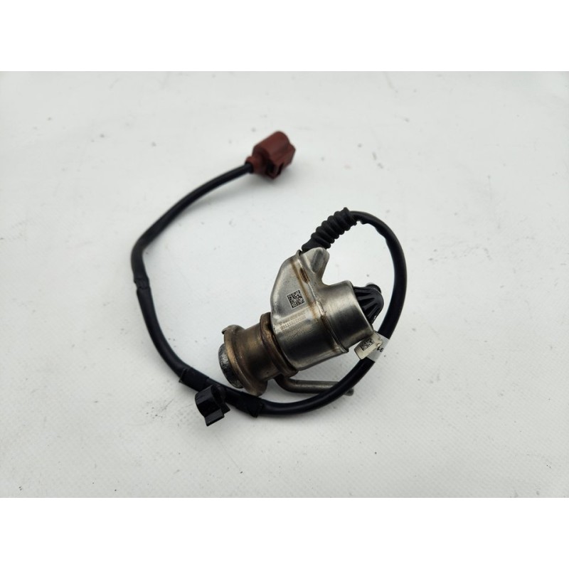 INYECTOR AD BLUE 04L131113P 