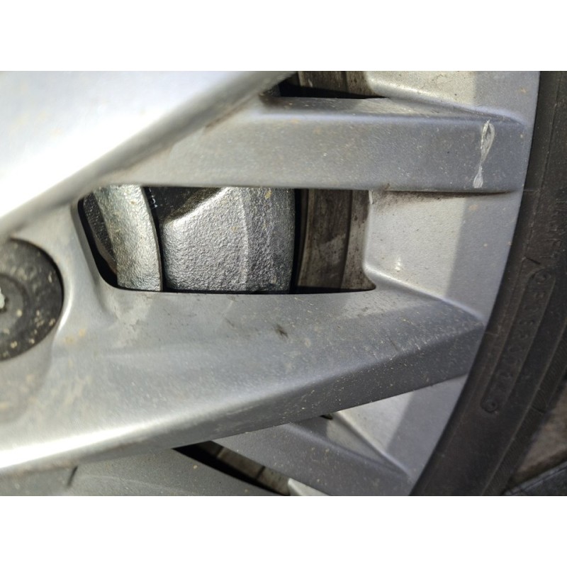 PINZA DE FRENO DELANTERA DERECHA 8V0615124 