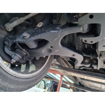 BRAZO SUSPENSION INFERIOR DELANTERO DERECHO LR029301 