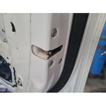 CERRADURA PUERTA DELANTERA DERECHA 5715A424 