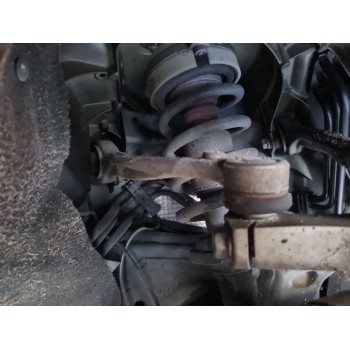 BRAZO SUSPENSION SUPERIOR DELANTERO DERECHO 4M0407510B 