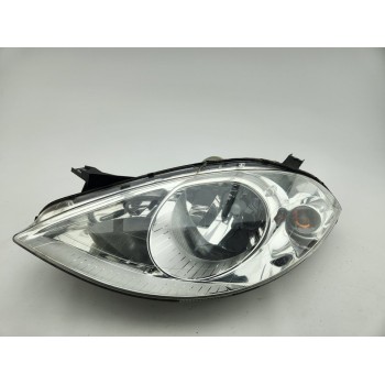 FARO IZQUIERDO A1698200161 