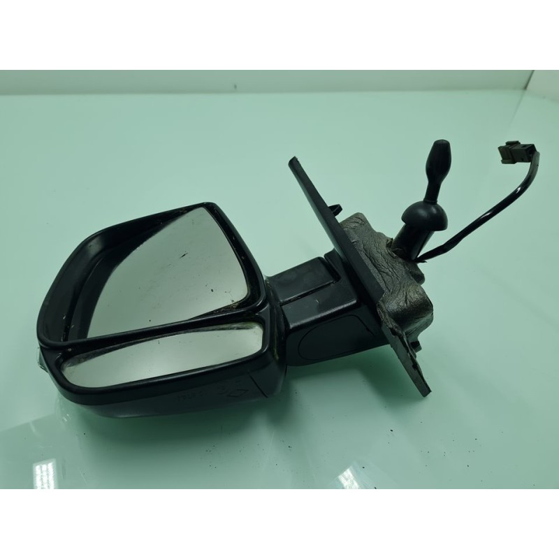 RETROVISOR IZQUIERDO 