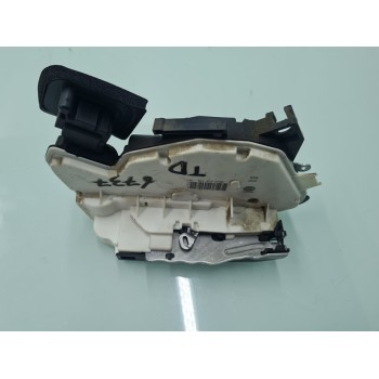 CERRADURA PUERTA TRASERA DERECHA 5K4839016Q 