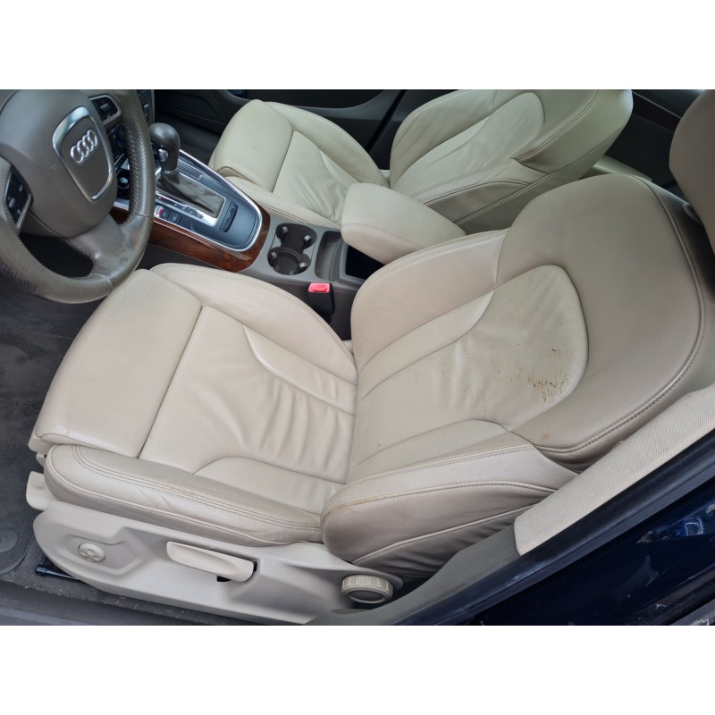 ASIENTO DELANTERO IZQUIERDO 
