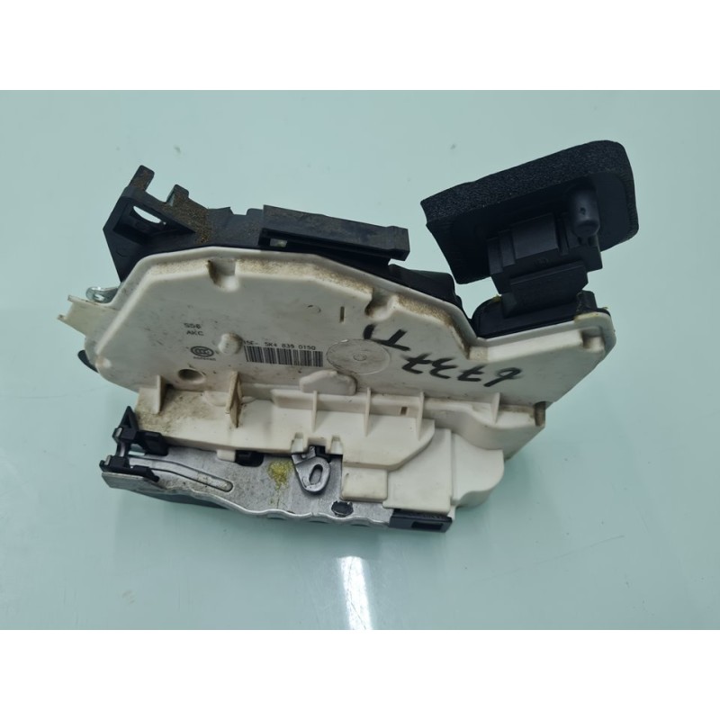 CERRADURA PUERTA TRASERA IZQUIERDA 5K4839015Q 