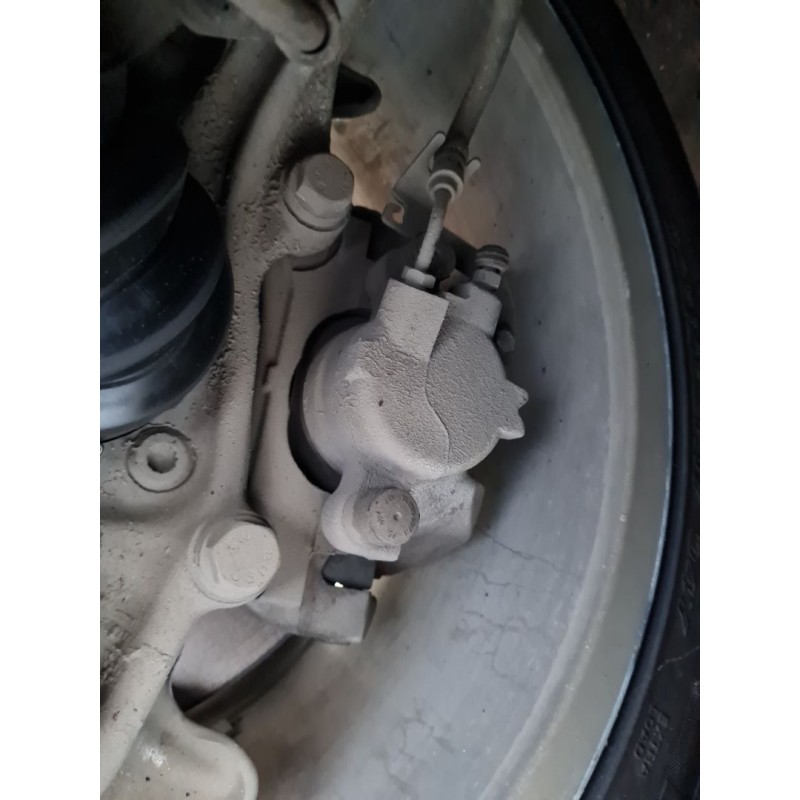 PINZA DE FRENO DELANTERA DERECHA 8W0615124 