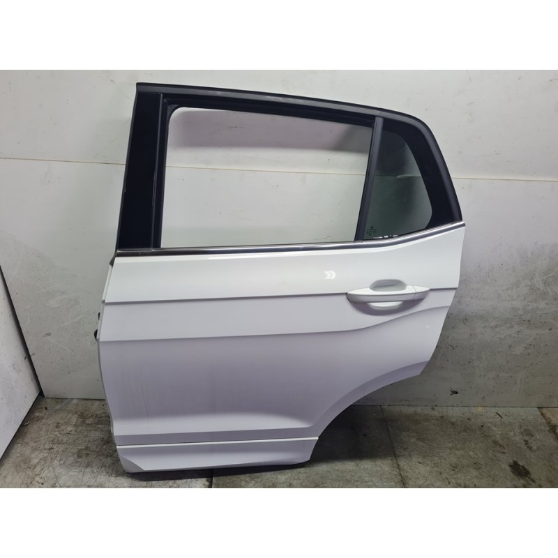 PUERTA TRASERA IZQUIERDA 