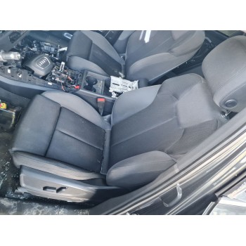 ASIENTO DELANTERO IZQUIERDO 