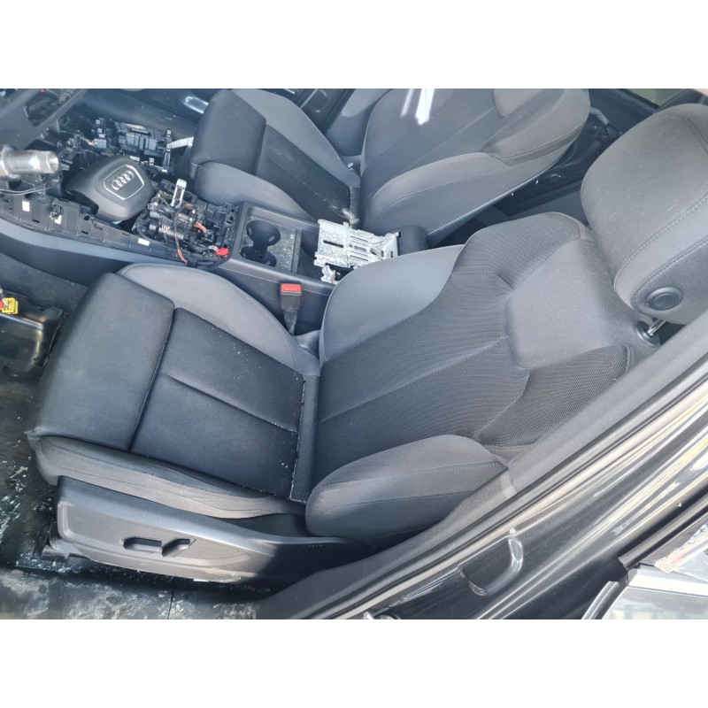 ASIENTO DELANTERO IZQUIERDO 