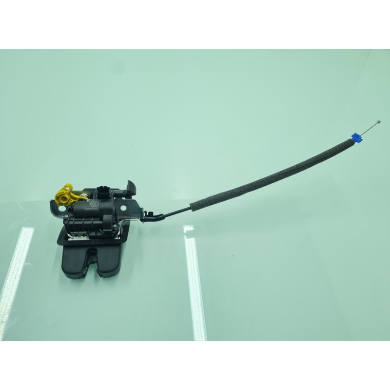 CERRADURA MALETERO / PORTON 5TA827506D 