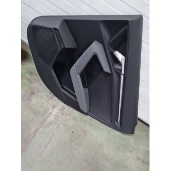 GUARNECIDO PUERTA TRASERA DERECHA 8Y0867304D 