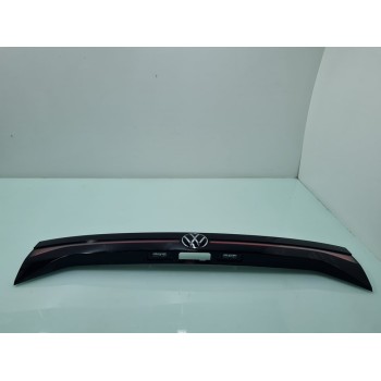 PILOTO TRASERO DERECHO 2GM827577H 